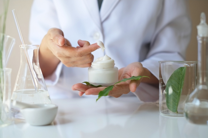 Certificación de Cosméticos Naturales y Ecológicos. ¿En qué se diferencian del resto de las cremas?